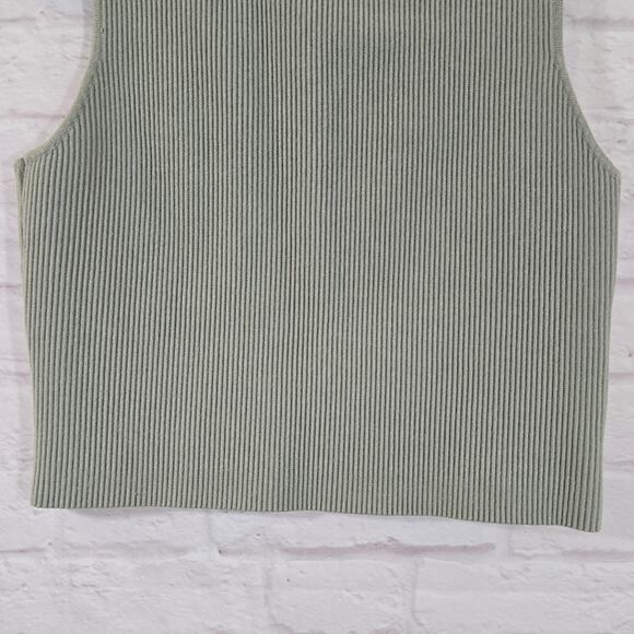 M Abound Green Sleeveless Ribbed Knit Top Size XL High Neck Cropped Minimalist - Picture 3 of 9